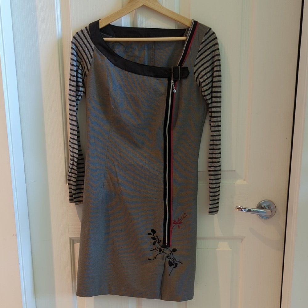 Cop.Copine Gray and Black Long Sleeve Dress